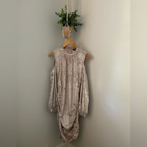 Velvet Body Contour Mock Neck Size M